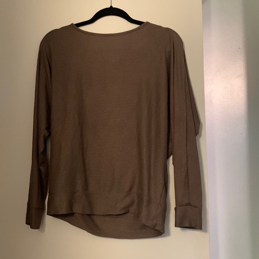 A new day taupe sweater M